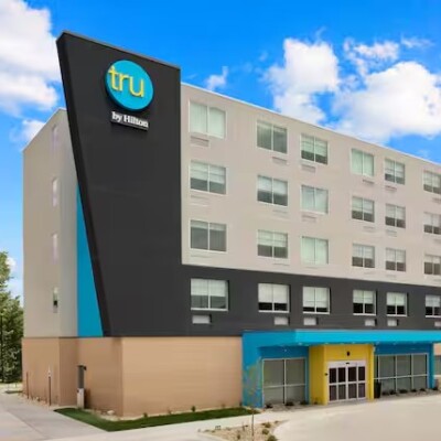 TRU by Hilton – Lincoln